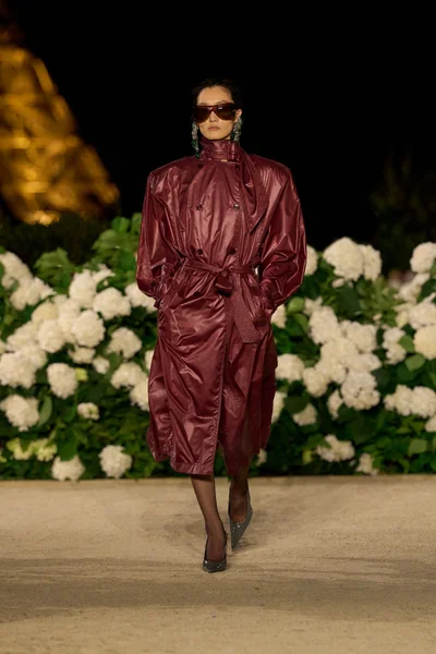 Look 17